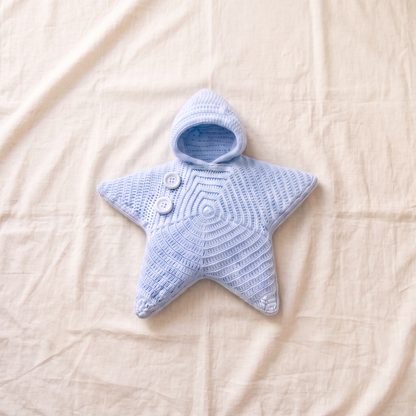 Snug Star Baby Blanket – Hooded Crochet Star Swaddle